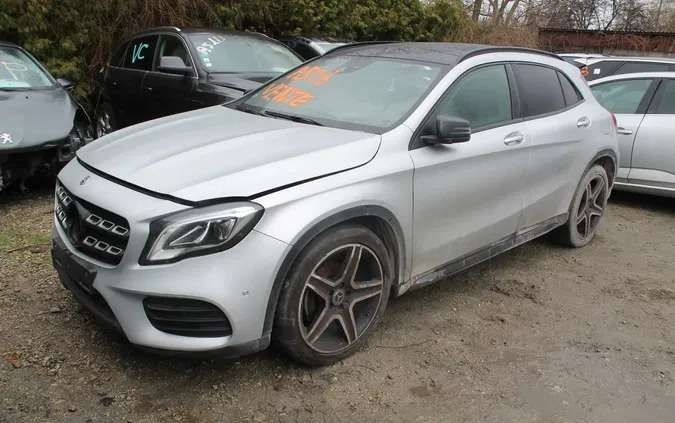 samochody osobowe Mercedes-Benz GLA cena 49900 przebieg: 10000, rok produkcji 2019 z Nowe Brzesko